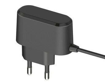 Un buon prezzo. Adattatore universale 5V 1A 5V 2.1A del nero/bianco viaggio per Charhing veloce in linea