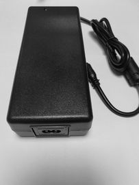 comprare adattatore di potere di commutazione di 12V 5A 60W con i cavi 1.2m/1.5m/1.8m di CA online manufacture