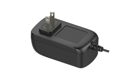Un buon prezzo. 90 - adattatore universale di corrente continua di CA 264v, 2A adattatore di potere di 12 volt in linea