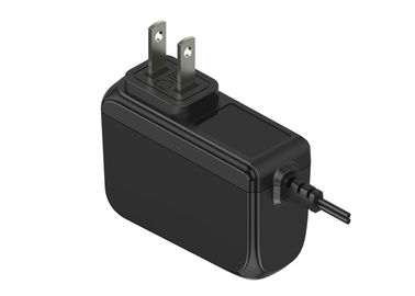 Un buon prezzo. Uscita medica dell'adattatore 12V 15V di corrente alternata degli Stati Uniti della spina del supporto nero della parete in linea