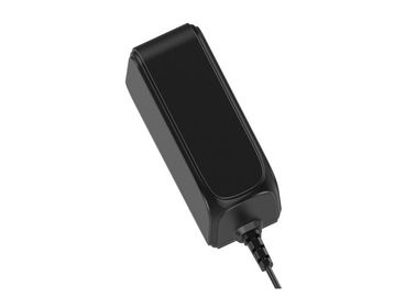 Un buon prezzo. adattatore elettrico universale di 12V 1A con le approvazioni di sicurezza degli Stati Uniti 2pin ETL/FCC in linea