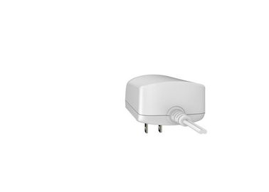 Un buon prezzo. l'adattatore universale di corrente alternata Di 12W 15W 18W adattatore universale JP di potere di 12 volt tappa in linea