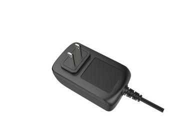 Un buon prezzo. Supporto universale bianco della parete dell'adattatore 24W di potere di 12V 2A con il Pin degli Stati Uniti in linea