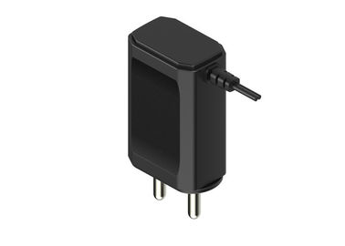 Un buon prezzo. adattatore universale della parete di potere 5W con la spina BRITANNICA del CN degli Stati Uniti JP UE per il carico del telefono in linea