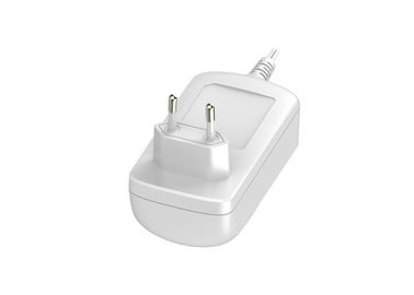 Un buon prezzo. Spina universale 24V 1.5A/adattatore di potere del supporto parete di 12V 3A con i certificati del CE PSE in linea