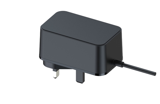 Un buon prezzo. 5-24V AC DC Adapter Montaggio universale a parete per la ricarica del telefono in linea