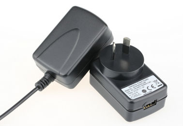 Un buon prezzo. adattatore universale 5V - di corrente alternata 12W pieno carico 15V 100% con la spina BRITANNICA dell'AU del KA di UE in linea